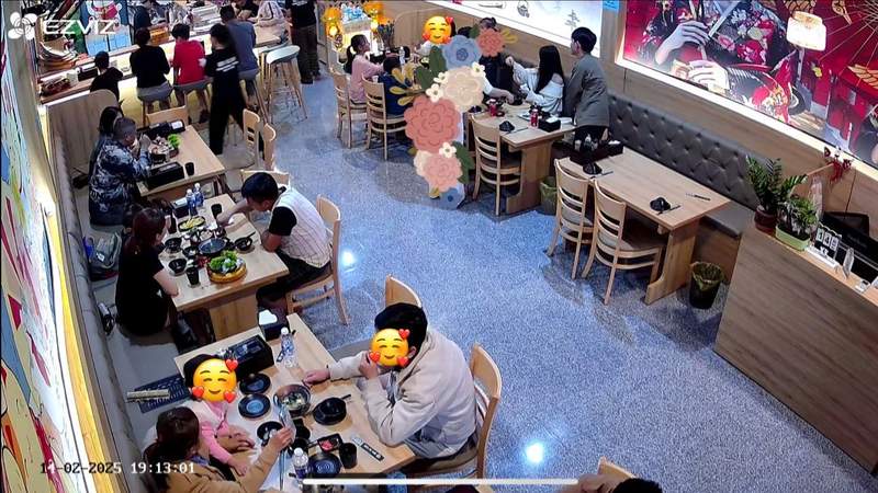 Khoảnh khắc thưởng thức ẩm thực